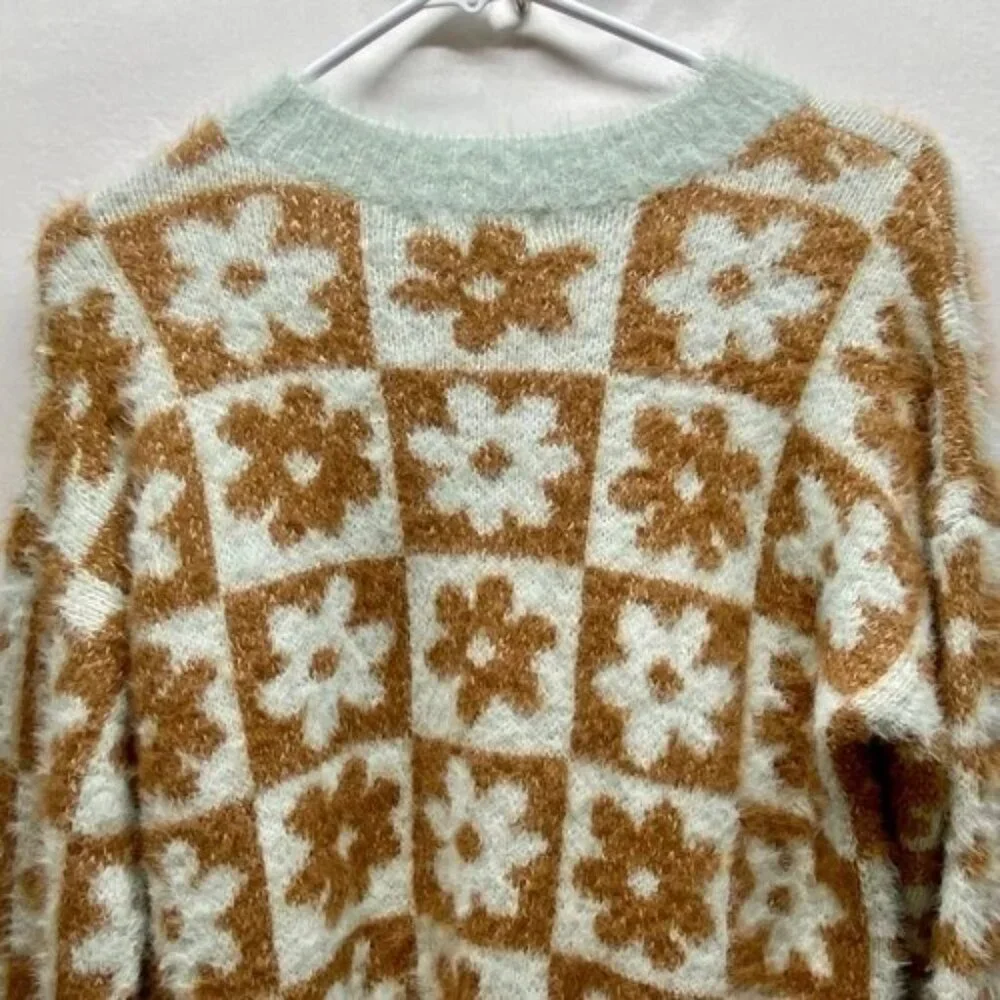 SO Fuzzy Sweater Women Med Mint + Brown‎ Floral Crop Goods For Life Long Sleeve